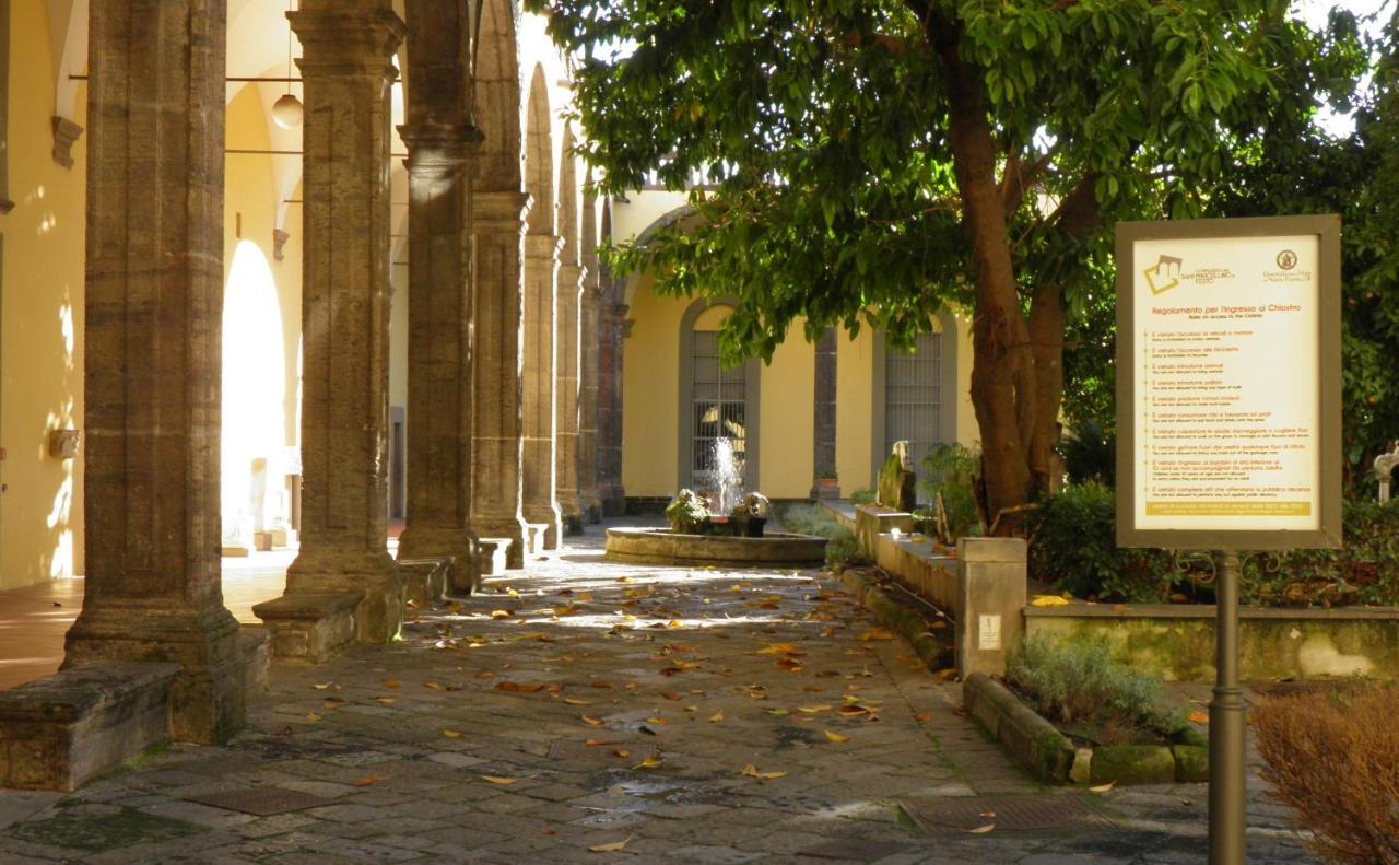 La Stanza Grande Della Luna D'Irene Naples Extérieur photo